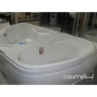 Асимметричная акриловая ванна с панелью и ножками Polysan Naos 158 правосторонняя