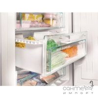 Двухкамерный холодильник с нижней морозилкой Liebherr CN 4213 Premium NoFrost (A+++) белый