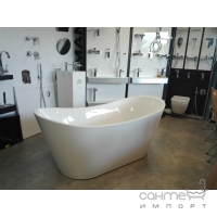 Акриловая отдельностоящая ванна Rea Ferrano REA-W0106 белая
