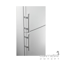Окремий двокамерний холодильник із нижньою морозильною камерою Electrolux EN3854POX сірий