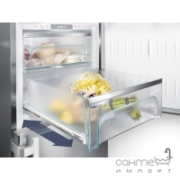 Двухкамерный холодильник с зоной свежести BioFresh и системой NoFrost Liebherr CBNes 4898 нержавеющая сталь