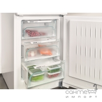 Двухкамерный холодильник с нижней морозилкой Liebherr CN 4835 белый