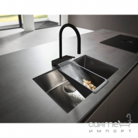 Смеситель для кухни с вытяжным изливом и каскадом Hansgrohe Aquno Select M81 73831670 матовый черный