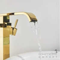 Напольный смеситель для ванны Rea Carat REA-B5231 золото